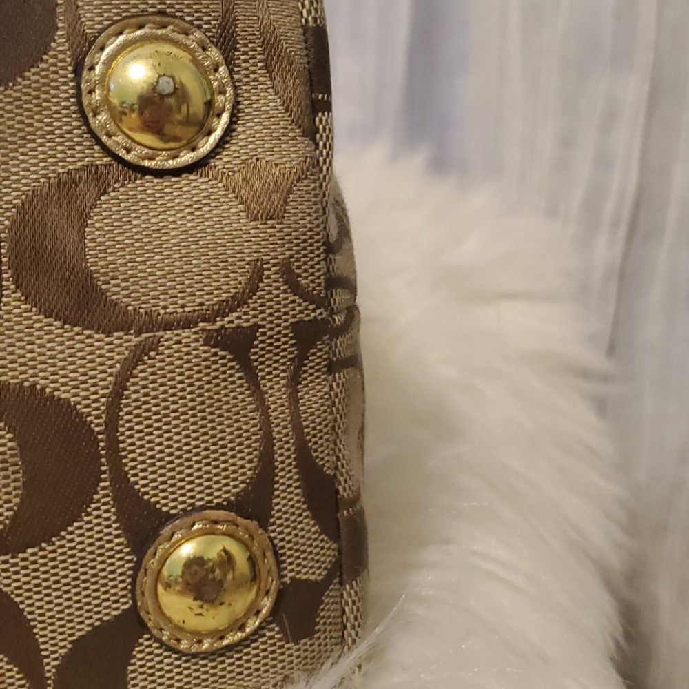 Authentic Coach purse - Picture 14 of 16